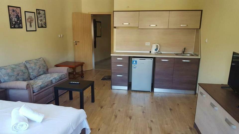 Hotel Часовника Trjawna Exterior foto